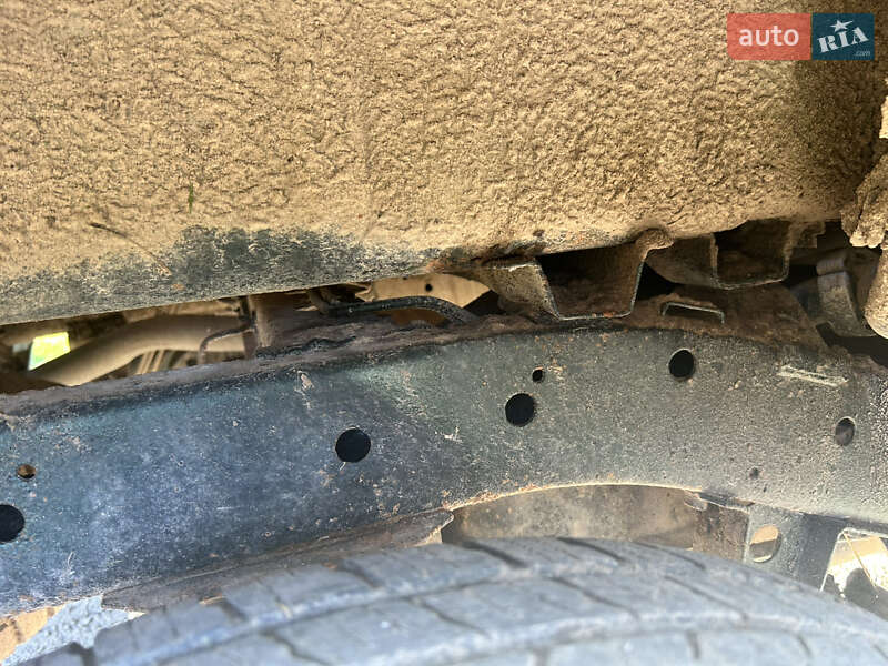 Пикап Nissan Navara 2000 в Киеве фото 11 Пикап Nissan Navara 2000 в Киеве