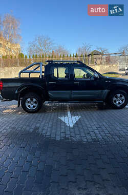 Пикап Nissan Navara 2006 в Львове