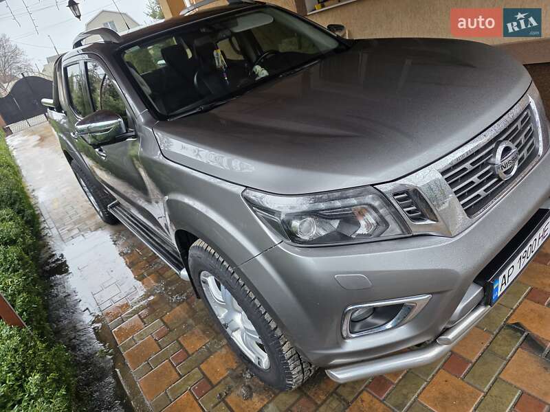 Пикап Nissan Navara 2019 в Запорожье