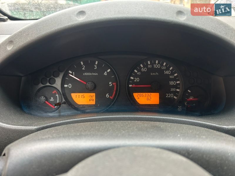 Пикап Nissan Navara 2007 в Житомире