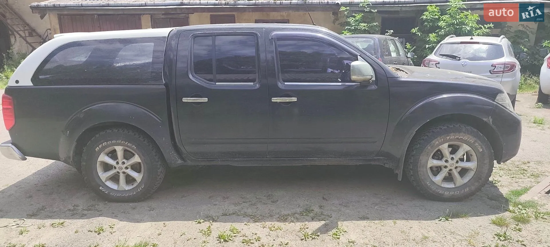2010 Nissan Navara (Frontier) - фото 1