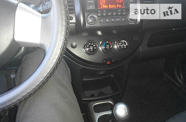 Хэтчбек Nissan Note 2012 в 