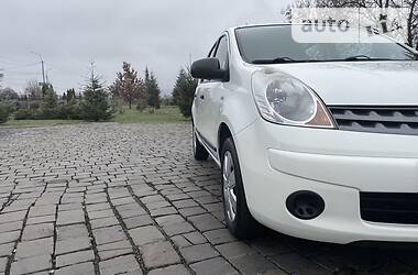 Хэтчбек Nissan Note 2008 в Мукачево