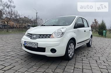 Хэтчбек Nissan Note 2008 в Мукачево