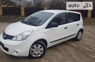 Хетчбек Nissan Note 2011 в 