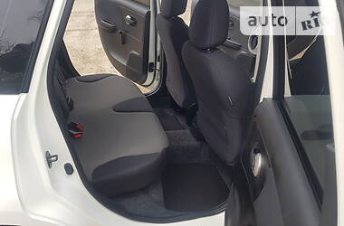 Хетчбек Nissan Note 2011 в 