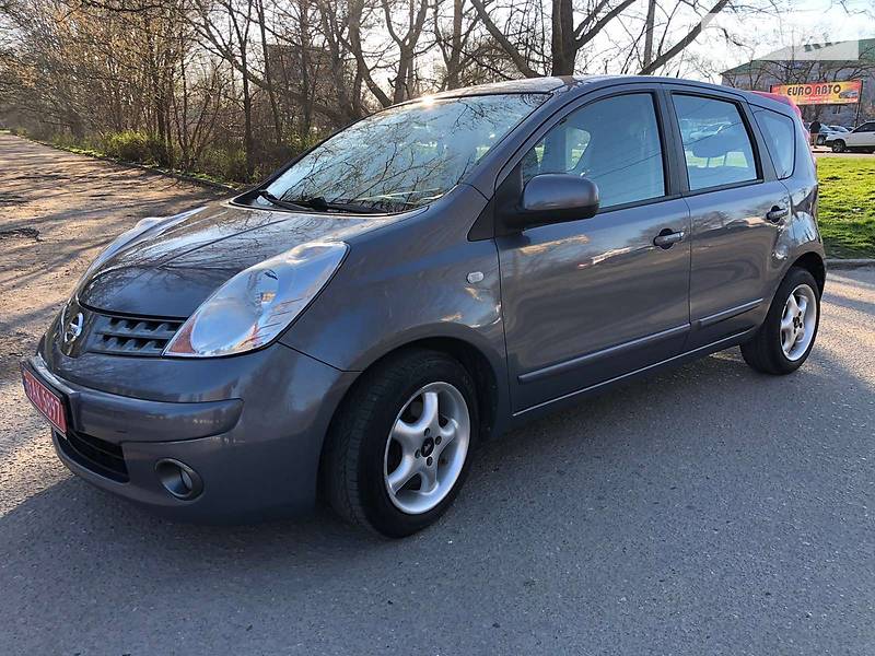 Хетчбек Nissan Note 2008 в 