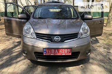 Хетчбек Nissan Note 2011 в 