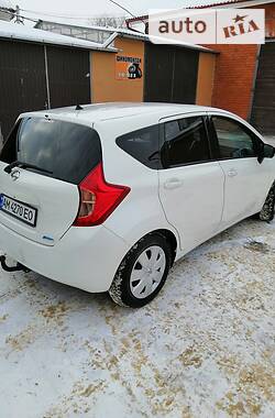 Хэтчбек Nissan Note 2015 в Бердичеве