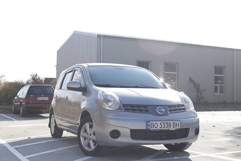 Минивэн Nissan Note 2008 в Чорткове