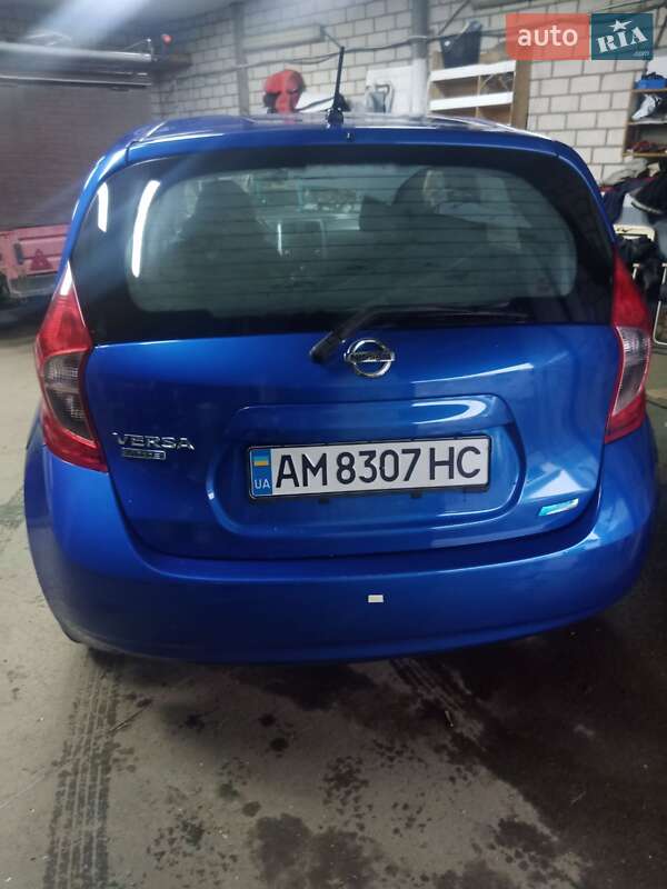 Хэтчбек Nissan Note 2014 в Звягеле