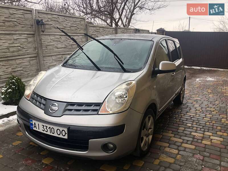 Хэтчбек Nissan Note 2008 в Днепре