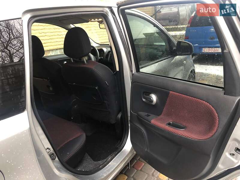 Хэтчбек Nissan Note 2008 в Днепре