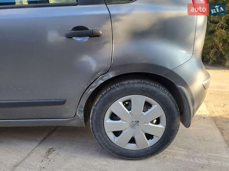 Хетчбек Nissan Note 2011 в Дніпрі