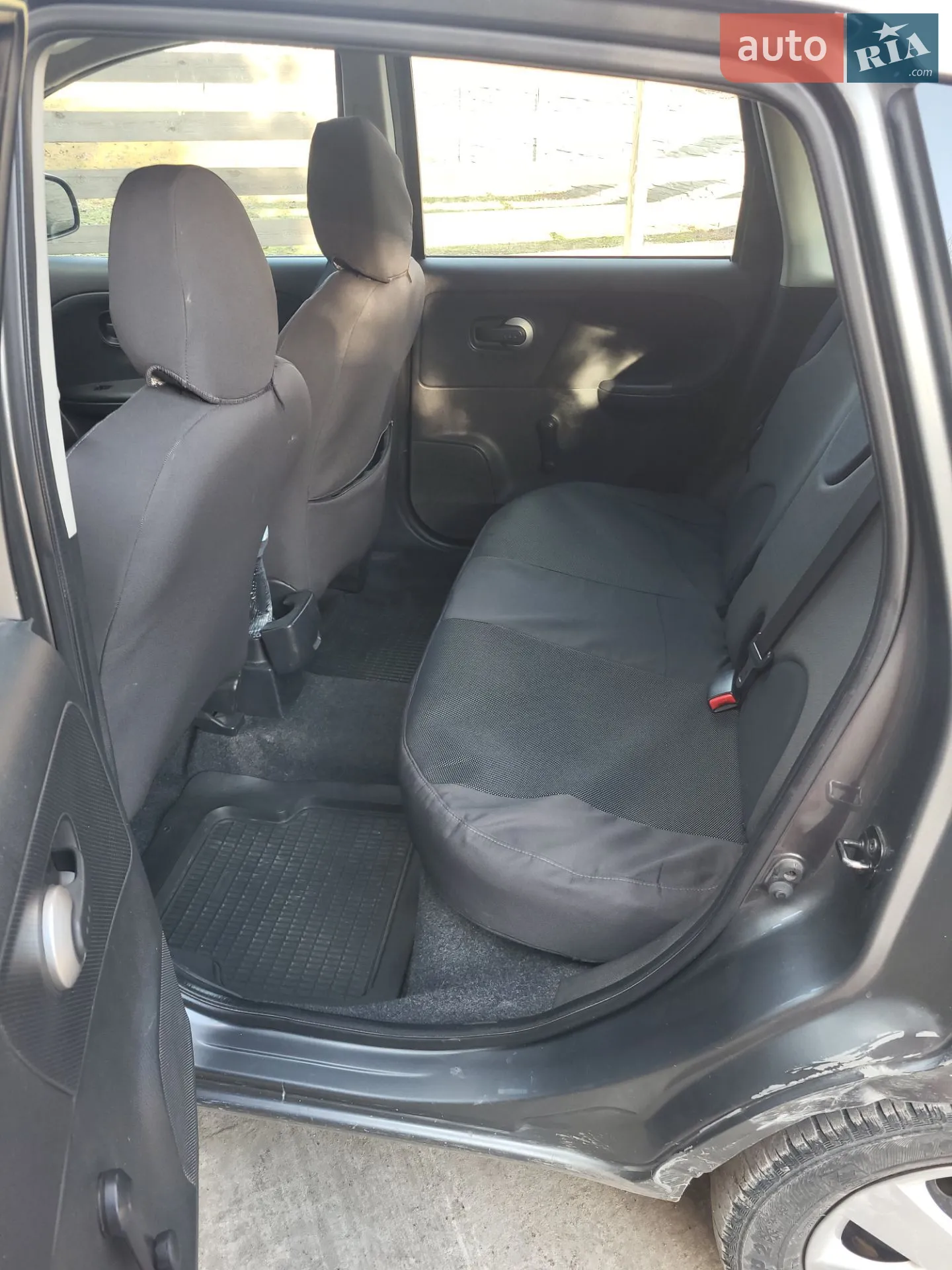 2011 Nissan Note - мініатюра 9