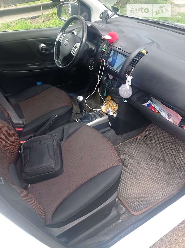 Хэтчбек Nissan Note 2009 в Днепре