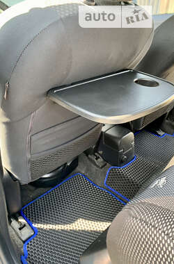 Хэтчбек Nissan Note 2008 в 
