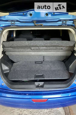 Хэтчбек Nissan Note 2008 в 