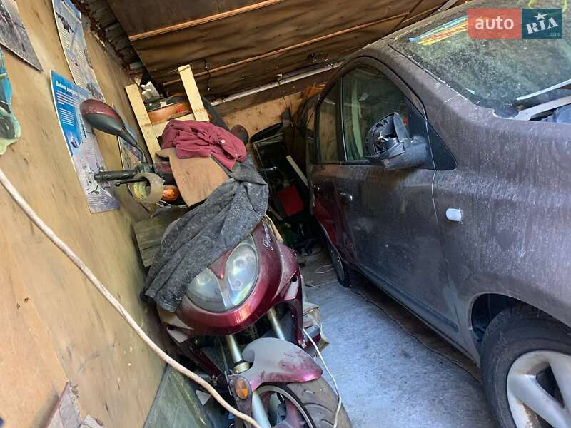 Хетчбек Nissan Note 2007 в Остер фото 13 Хетчбек Nissan Note 2007 в Остер