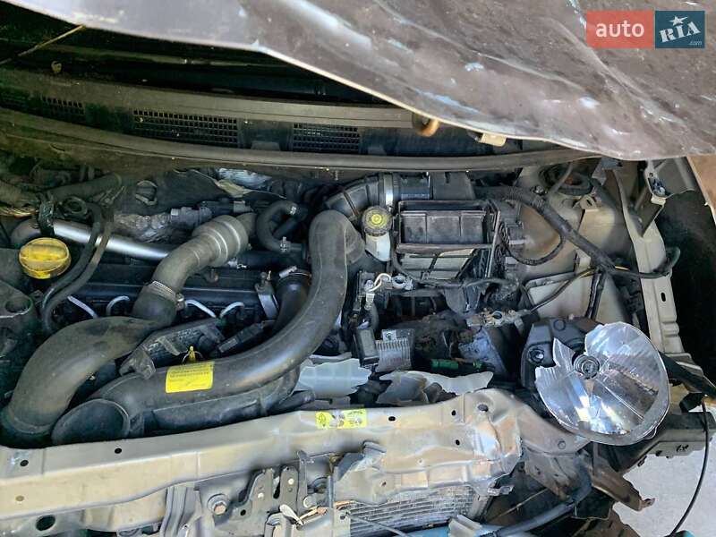 Хетчбек Nissan Note 2007 в Остер фото 19 Хетчбек Nissan Note 2007 в Остер