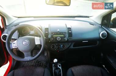 Хетчбек Nissan Note 2010 в Ужгороді