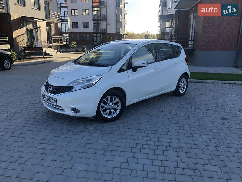 Хэтчбек Nissan Note 2015 в Каменец-Подольском