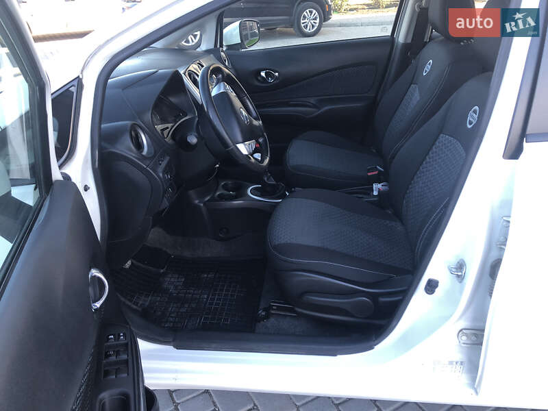 Хэтчбек Nissan Note 2015 в Каменец-Подольском