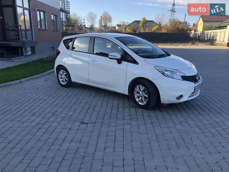 Хэтчбек Nissan Note 2015 в Каменец-Подольском