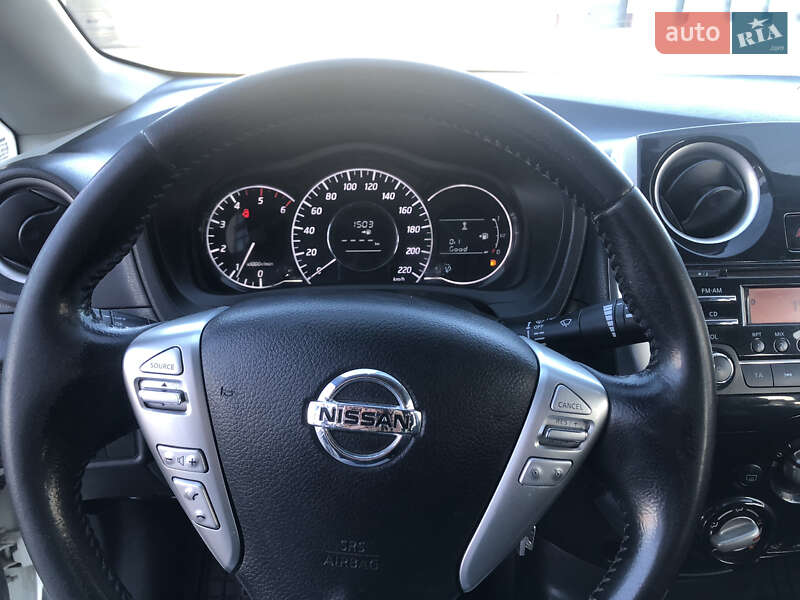 Хэтчбек Nissan Note 2015 в Каменец-Подольском
