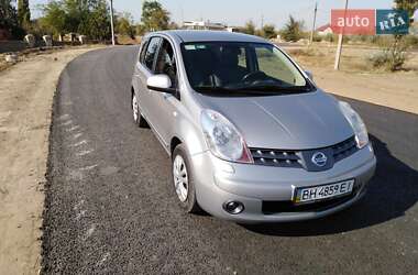 Хэтчбек Nissan Note 2008 в Рени