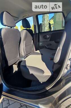 Хэтчбек Nissan Note 2013 в 