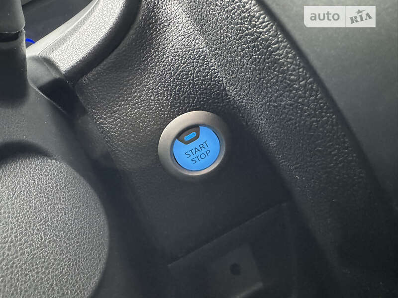 Хэтчбек Nissan Note 2018 в Киеве