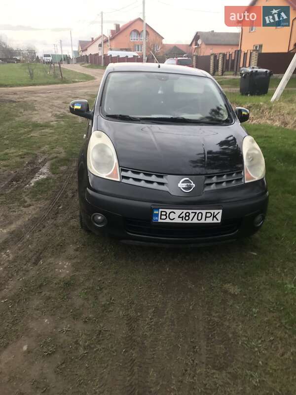 Хэтчбек Nissan Note 2007 в Яворове