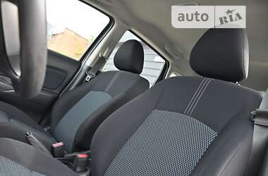 Хетчбек Nissan Note 2013 в Бердичеві