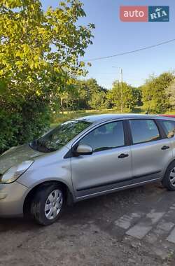 Хэтчбек Nissan Note 2008 в Марганце
