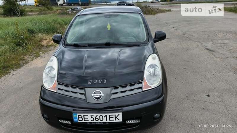 Хэтчбек Nissan Note 2007 в Николаеве