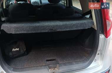 Хэтчбек Nissan Note 2006 в Желтых Водах