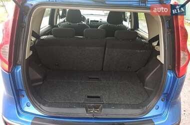 Хэтчбек Nissan Note 2006 в Староконстантинове