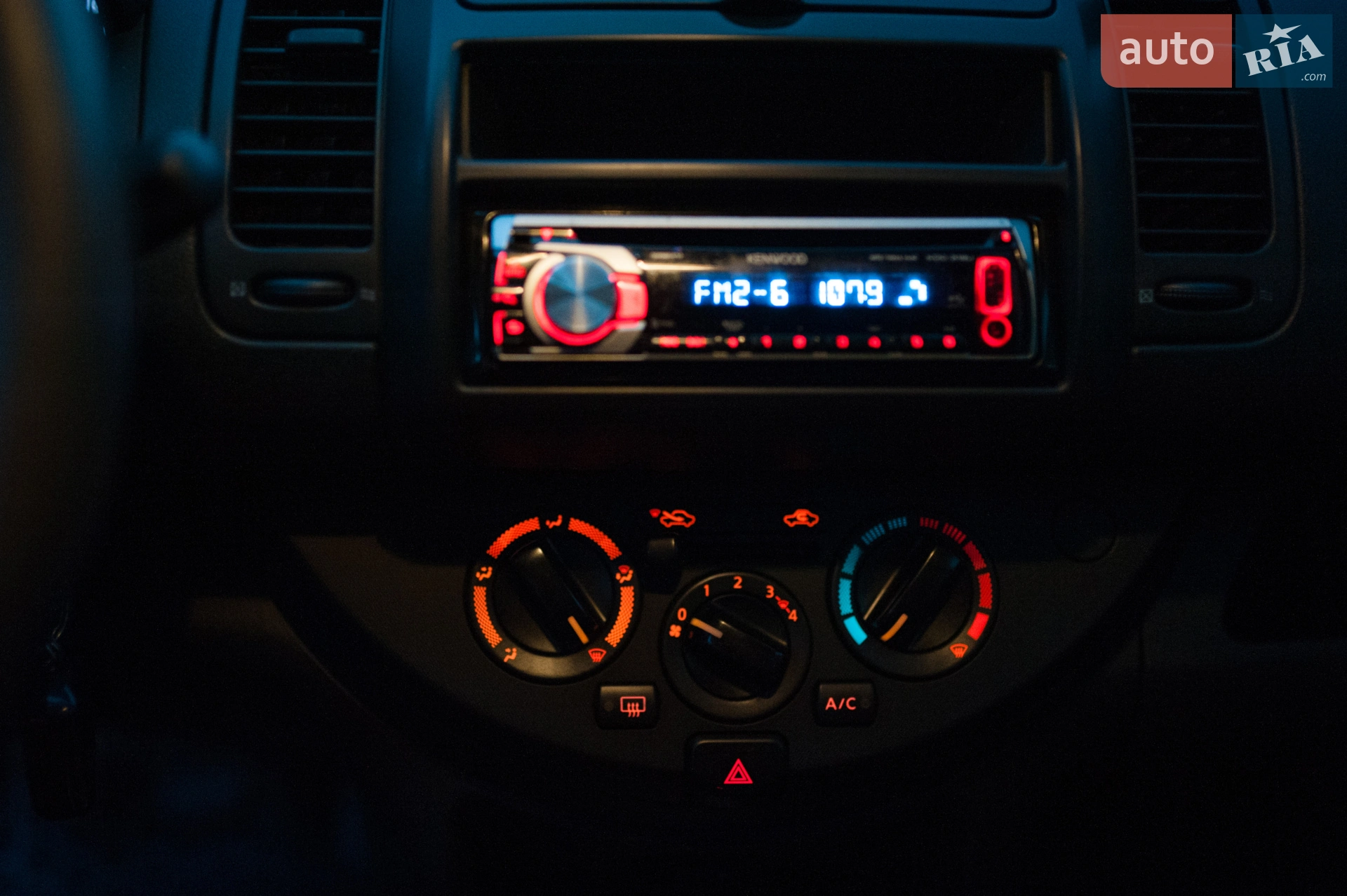 2012 Nissan Note - мініатюра 17