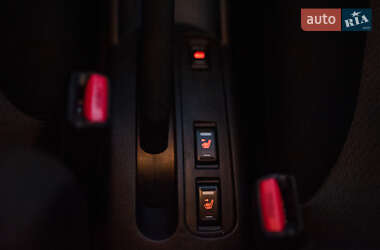 Хэтчбек Nissan Note 2012 в 