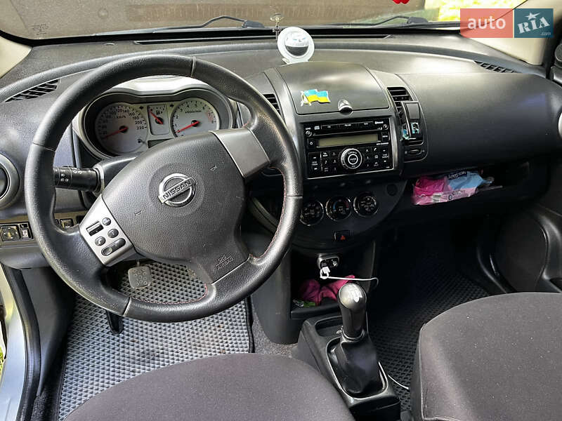 Хэтчбек Nissan Note 2008 в Хмельницком