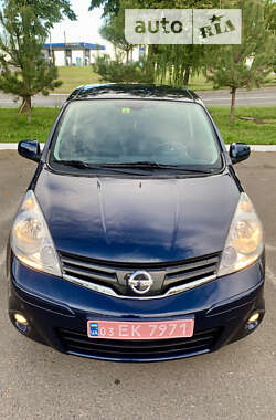 Хэтчбек Nissan Note 2010 в Ровно