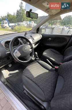 Хэтчбек Nissan Note 2006 в Львове