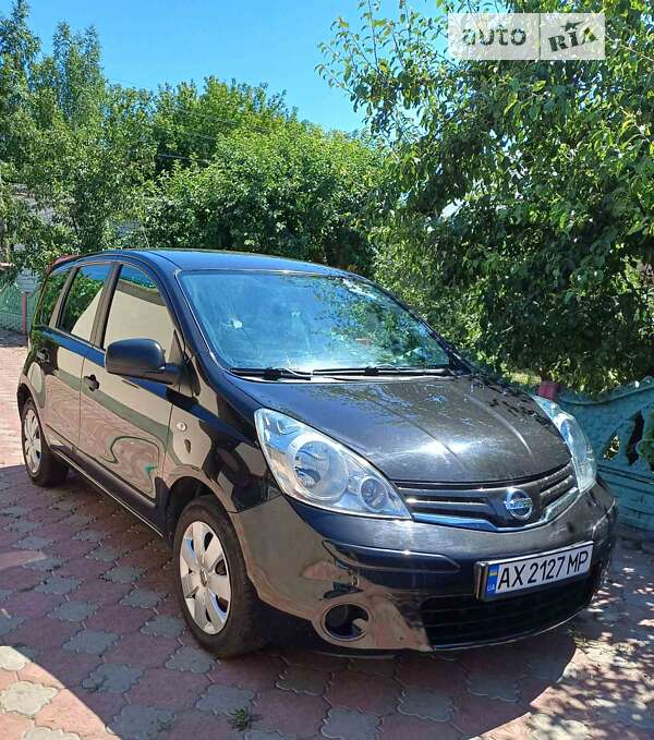 Хэтчбек Nissan Note 2010 в Харькове