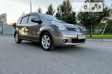 Хэтчбек Nissan Note 2008 в Полтаве