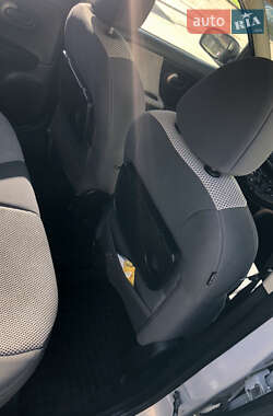 Хэтчбек Nissan Note 2008 в 