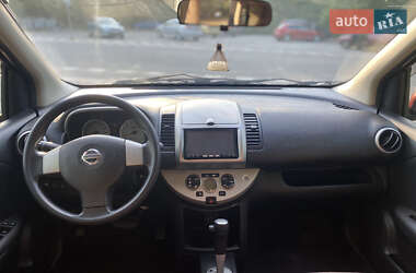 Хетчбек Nissan Note 2012 в 