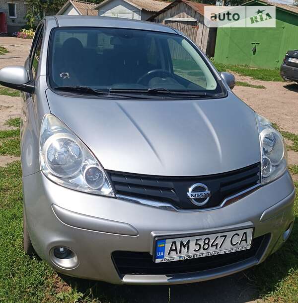 Хетчбек Nissan Note 2012 в Чуднові