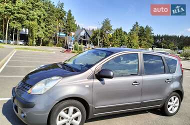 Хэтчбек Nissan Note 2006 в Киеве