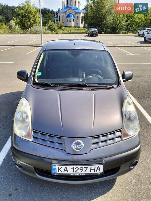Хэтчбек Nissan Note 2006 в Киеве